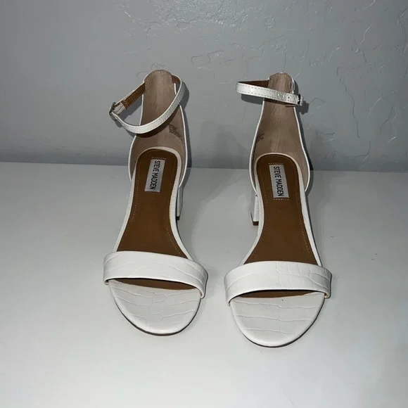 Steven Madden White Heels - Picture 2 of 4